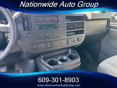 2018 Chevrolet Express LT 3500  12 Passenger Van - Photo 12 - East Windsor, NJ 08520