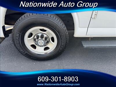 2018 Chevrolet Express LT 3500  12 Passenger Van - Photo 20 - East Windsor, NJ 08520