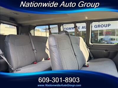 2018 Chevrolet Express LT 3500  12 Passenger Van - Photo 16 - East Windsor, NJ 08520