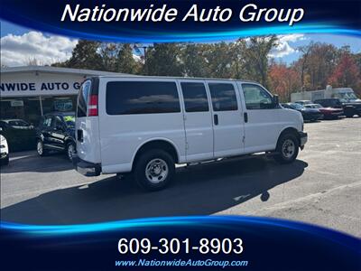 2018 Chevrolet Express LT 3500  12 Passenger Van - Photo 8 - East Windsor, NJ 08520