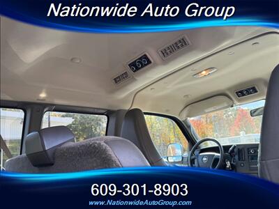 2018 Chevrolet Express LT 3500  12 Passenger Van - Photo 14 - East Windsor, NJ 08520