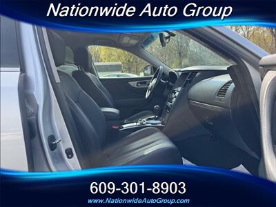 2015 INFINITI QX70   - Photo 18 - East Windsor, NJ 08520