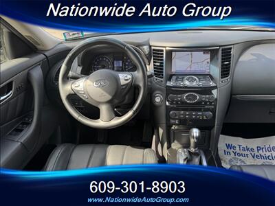 2015 INFINITI QX70   - Photo 12 - East Windsor, NJ 08520