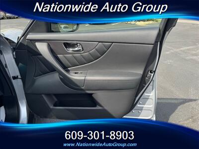 2015 INFINITI QX70   - Photo 19 - East Windsor, NJ 08520