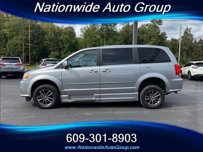 2016 Dodge Grand Caravan SXT Plus  Wheel Chair Accessible Van - Photo 6 - East Windsor, NJ 08520