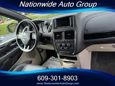 2016 Dodge Grand Caravan SXT Plus  Wheel Chair Accessible Van - Photo 18 - East Windsor, NJ 08520