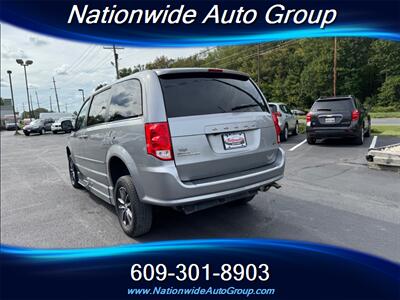 2016 Dodge Grand Caravan SXT Plus  Wheel Chair Accessible Van - Photo 8 - East Windsor, NJ 08520