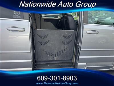 2016 Dodge Grand Caravan SXT Plus  Wheel Chair Accessible Van - Photo 25 - East Windsor, NJ 08520