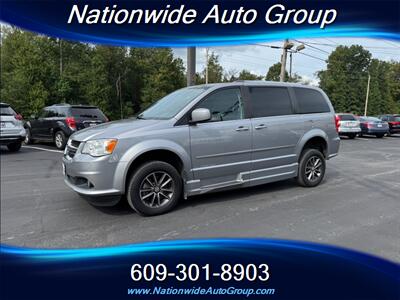 2016 Dodge Grand Caravan SXT Plus  Wheel Chair Accessible Van - Photo 5 - East Windsor, NJ 08520