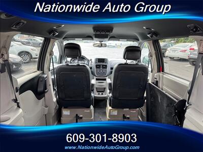 2016 Dodge Grand Caravan SXT Plus  Wheel Chair Accessible Van - Photo 19 - East Windsor, NJ 08520