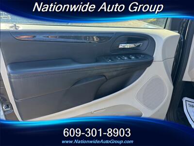 2013 Dodge Grand Caravan SXT  Wheel Chair Accessible - Photo 12 - East Windsor, NJ 08520