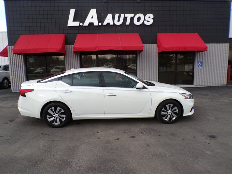 2020 Nissan Altima 2.5 S   - Photo 1 - Omaha, NE 68127
