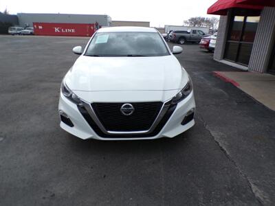 2020 Nissan Altima 2.5 S   - Photo 2 - Omaha, NE 68127