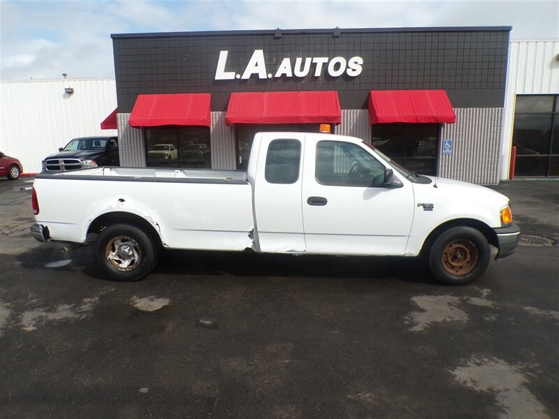 2004 Ford F-150 XL   - Photo 1 - Omaha, NE 68127