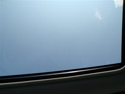 2004 Lexus RX   - Photo 12 - Omaha, NE 68127