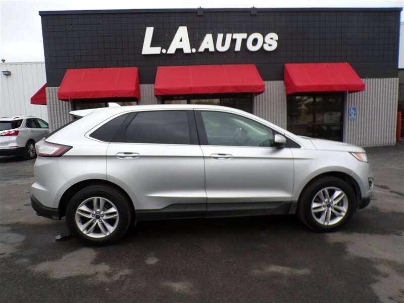 2017 Ford Edge SEL   - Photo 1 - Omaha, NE 68127