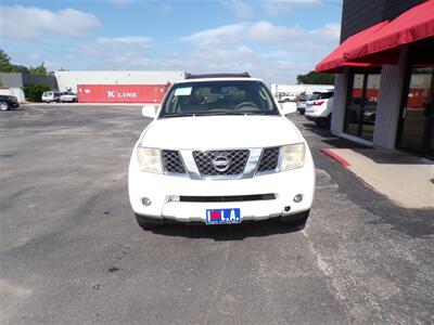 2006 Nissan Pathfinder LE   - Photo 2 - Omaha, NE 68127
