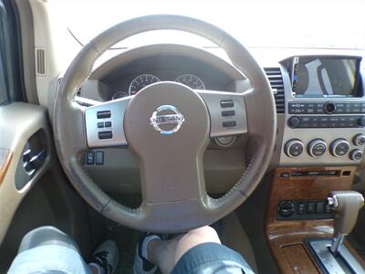 2006 Nissan Pathfinder LE   - Photo 6 - Omaha, NE 68127