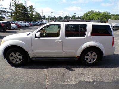 2006 Nissan Pathfinder LE   - Photo 3 - Omaha, NE 68127