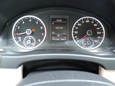 2011 Volkswagen Tiguan S 4Motion   - Photo 5 - Omaha, NE 68127