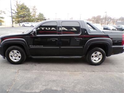 2008 Chevrolet Avalanche LT   - Photo 2 - Omaha, NE 68127