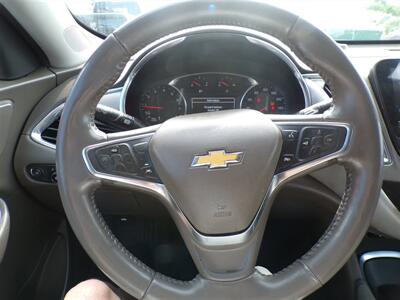 2018 Chevrolet Malibu LT - Photo 7 - Omaha, NE 68127