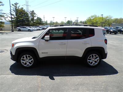 2018 Jeep Renegade Latitude - Photo 3 - Omaha, NE 68127