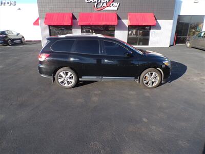 2014 Nissan Pathfinder Platinum   - Photo 1 - Omaha, NE 68127