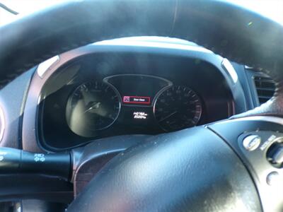 2014 Nissan Pathfinder Platinum   - Photo 8 - Omaha, NE 68127