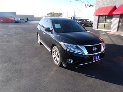 2014 Nissan Pathfinder Platinum   - Photo 2 - Omaha, NE 68127