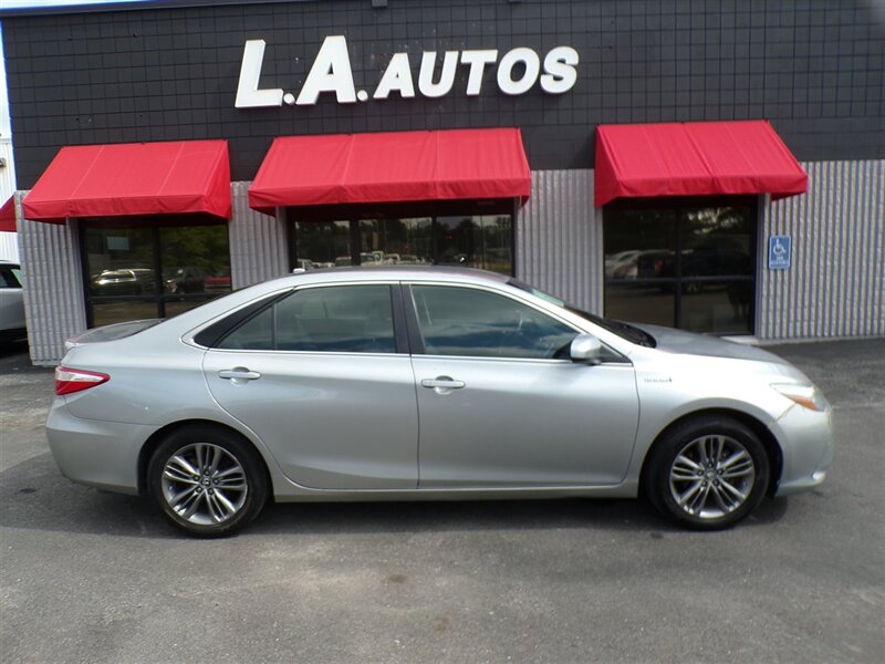 2015 Toyota Camry Hybrid LE   - Photo 1 - Omaha, NE 68127