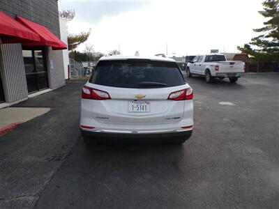 2018 Chevrolet Equinox Premier   - Photo 4 - Omaha, NE 68127