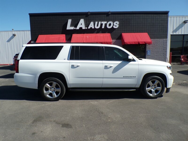 2017 Chevrolet Suburban LT   - Photo 1 - Omaha, NE 68127