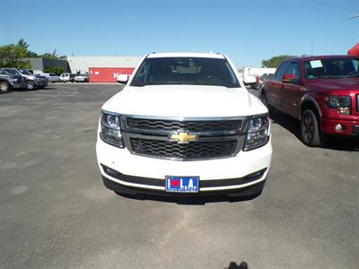 2017 Chevrolet Suburban LT   - Photo 2 - Omaha, NE 68127