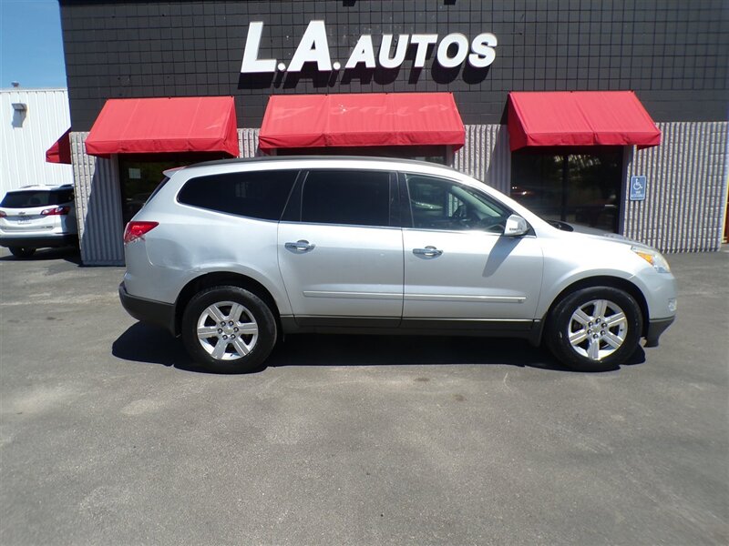 2010 Chevrolet Traverse LT   - Photo 1 - Omaha, NE 68127