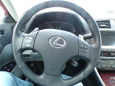 2007 Lexus IS   - Photo 6 - Omaha, NE 68127