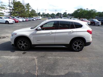 2017 BMW X1 xDrive28i - Photo 4 - Omaha, NE 68127