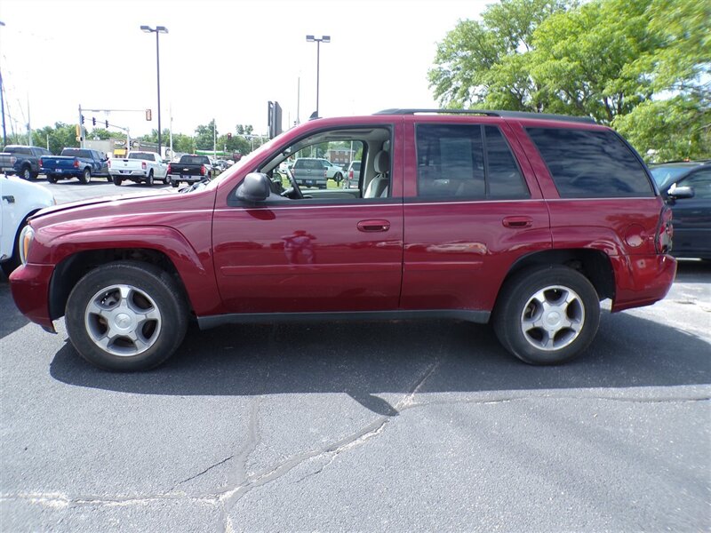 2008 Chevrolet Trailblazer LT1   - Photo 1 - Omaha, NE 68127