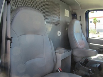 2003 Ford Econoline Cargo E-250, E250, Cargo Vans, Used Cargo Van, Work Van   - Photo 17 - Las Vegas, NV 89103