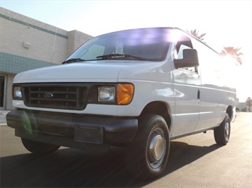 2003 Ford E-Series Cargo E-250 Cargo Van   - Photo 4 - Las Vegas, NV 89103