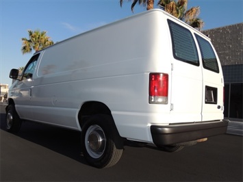 2003 Ford E-Series Cargo E-250 Cargo Van   - Photo 15 - Las Vegas, NV 89103