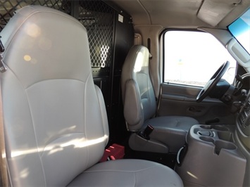 2003 Ford E-Series Cargo E-250 Cargo Van   - Photo 7 - Las Vegas, NV 89103