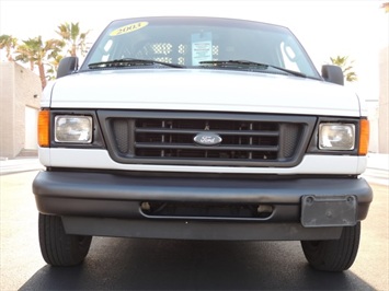 2003 Ford E-Series Cargo E-250 Cargo Van   - Photo 12 - Las Vegas, NV 89103