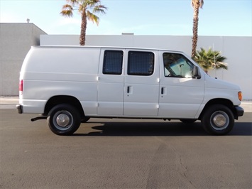 2003 Ford E-Series Cargo E-250 Cargo Van   - Photo 5 - Las Vegas, NV 89103