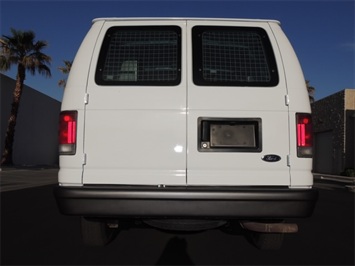 2003 Ford E-Series Cargo E-250 Cargo Van   - Photo 16 - Las Vegas, NV 89103