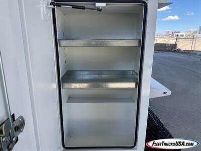 2015 Ford F-250 Super Duty XL 4WD  w/ NEW Service Utility Body - Photo 39 - Las Vegas, NV 89103