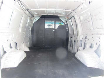 2004 Ford Econoline Cargo E-250, E250, Cargo Vans, Used Cargo Van, Work Van   - Photo 6 - Las Vegas, NV 89103