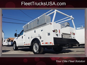 2007 Ford F-350 XL  Utility Service Truck - Photo 4 - Las Vegas, NV 89103