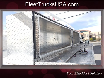 2007 Ford F-350 XL  Utility Service Truck - Photo 11 - Las Vegas, NV 89103