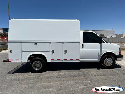 2010 Chevrolet Express Cutaway 3500   - Photo 2 - Las Vegas, NV 89103